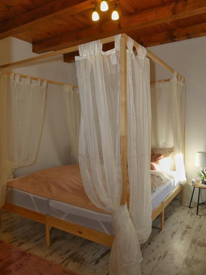 Apartament Csuecsoek Vendeghaz Eger Zewnętrze zdjęcie