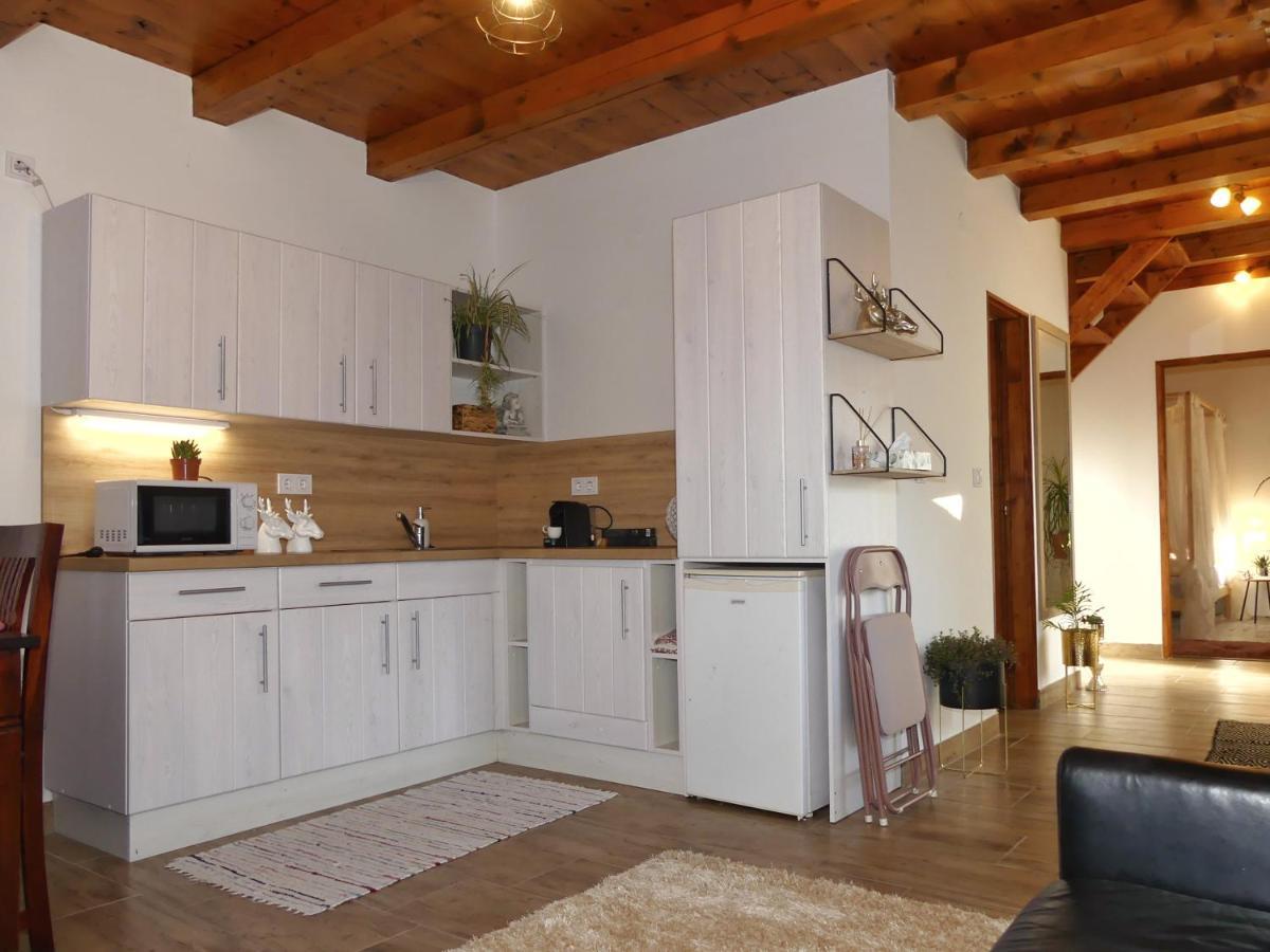 Apartament Csuecsoek Vendeghaz Eger Zewnętrze zdjęcie